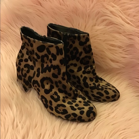 Leopard Boots - Picture 4 of 4